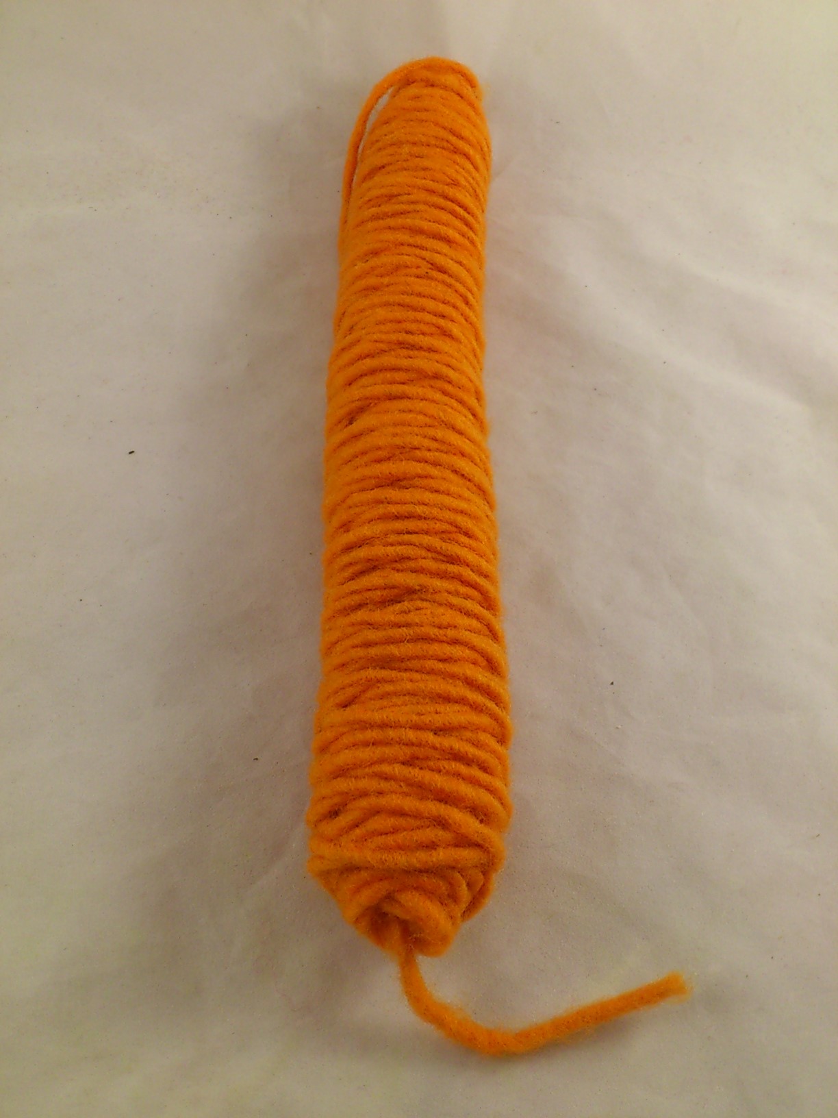 String of wool 55 m. orange (OR09)